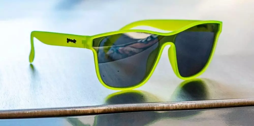 GOODR VRG RUNNING SUNGLASSES - NAEON FLUX CAPASITOR