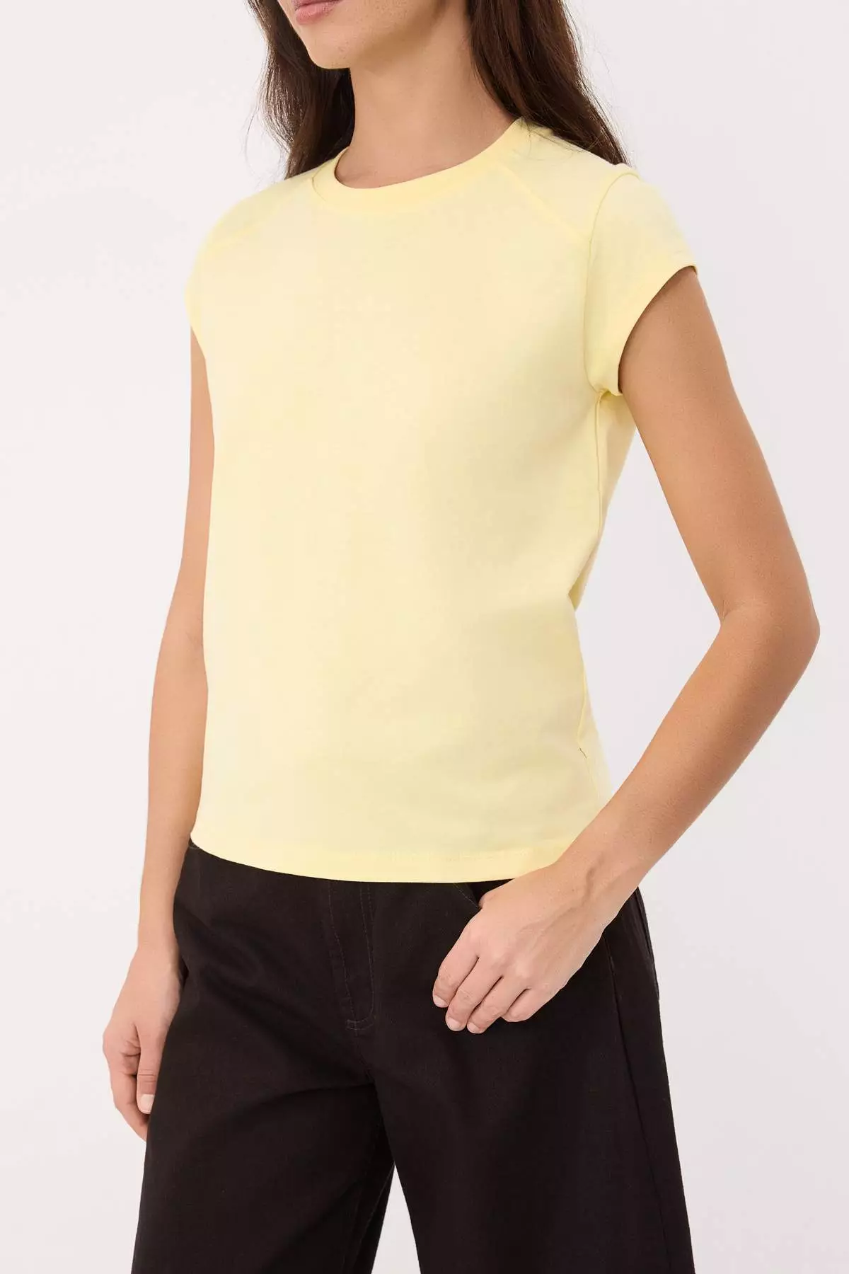 Yellow Fitted Short Sleeve 100% Cotton Knitted T-Shirt Twoss26Ts00252