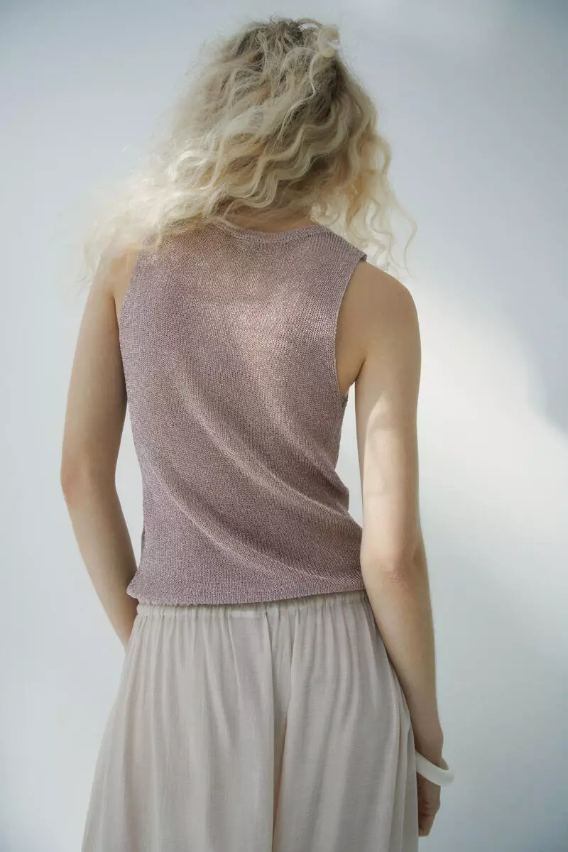 Metallic knitted top