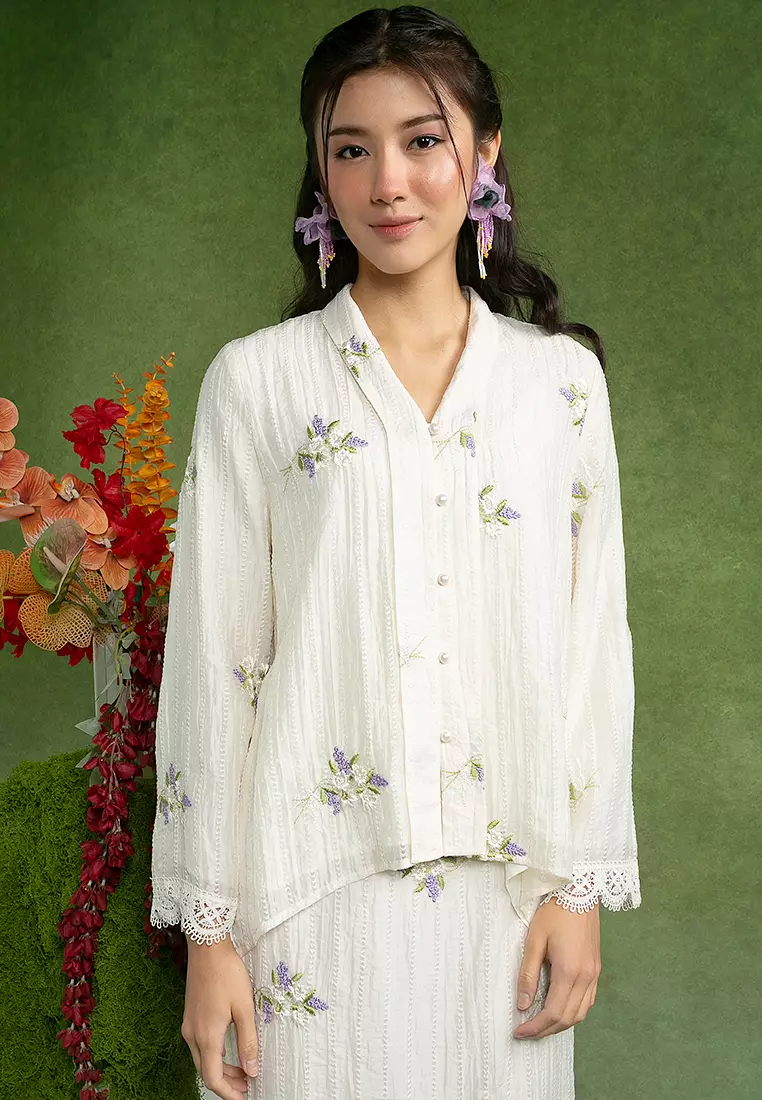 Iyana Handkerchief Kebaya Set