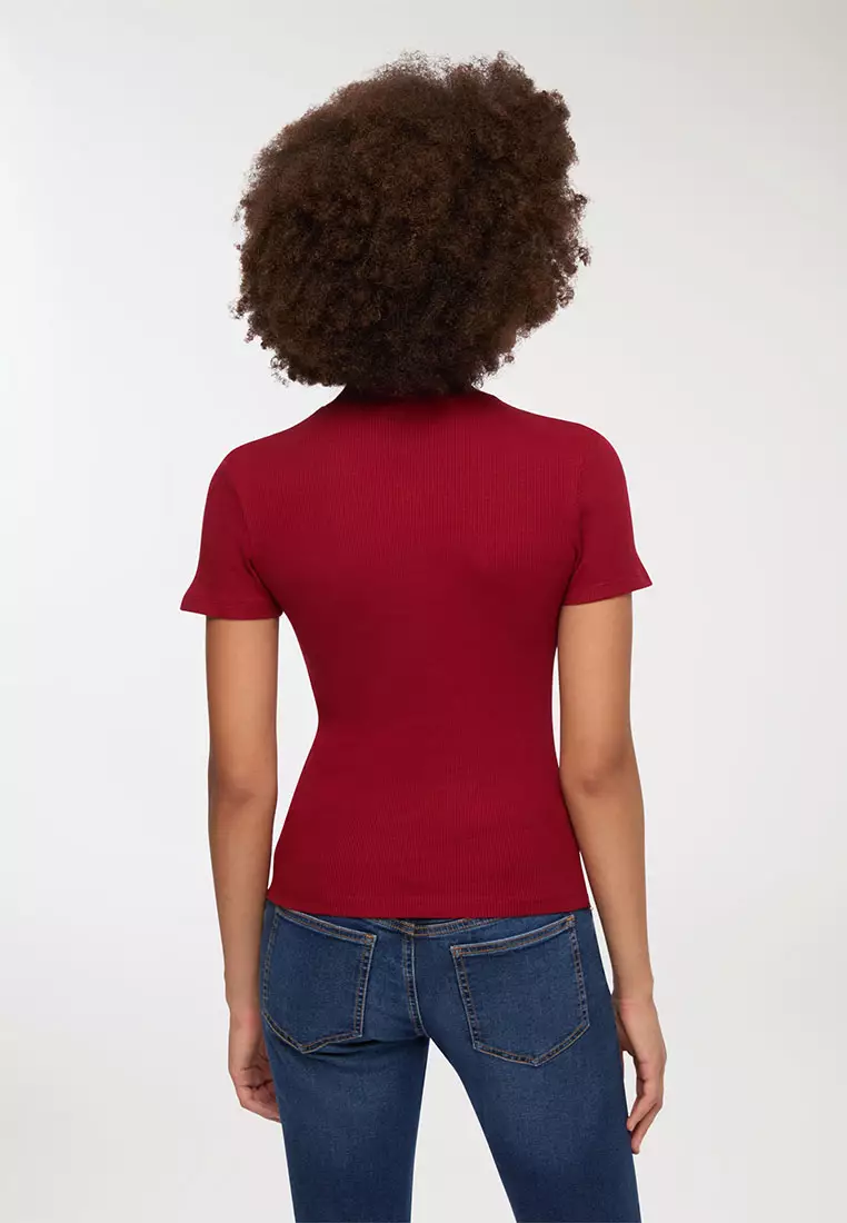 Woman Short-Sleeved T-Shirt