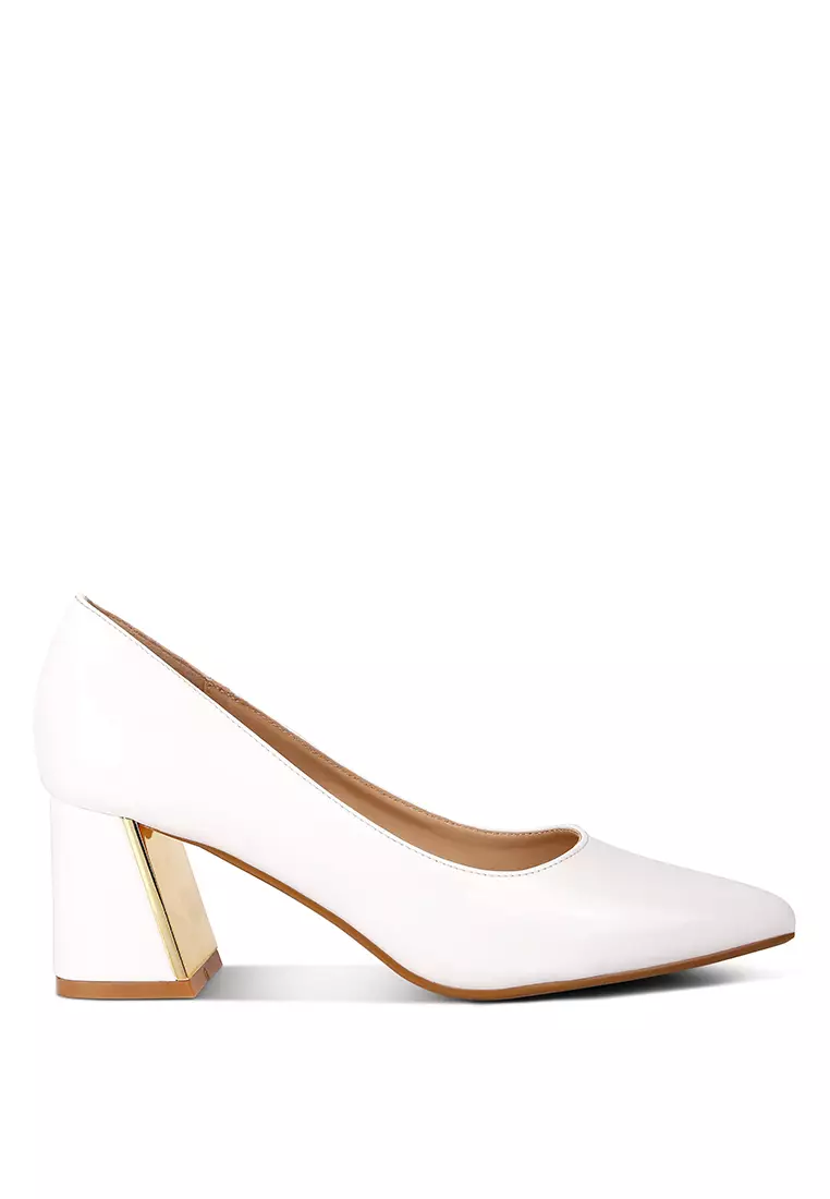White pointed block deals heels