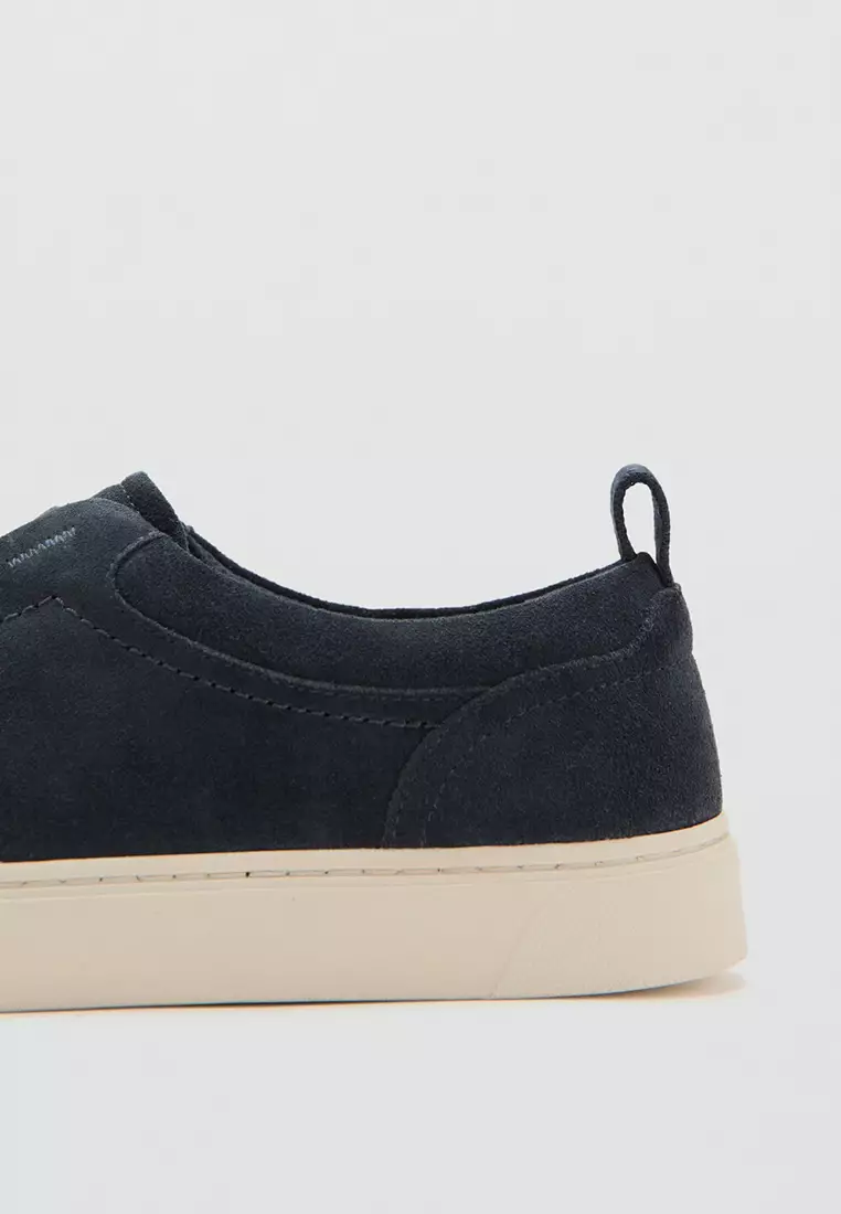 Trainers With Vibram® Soles