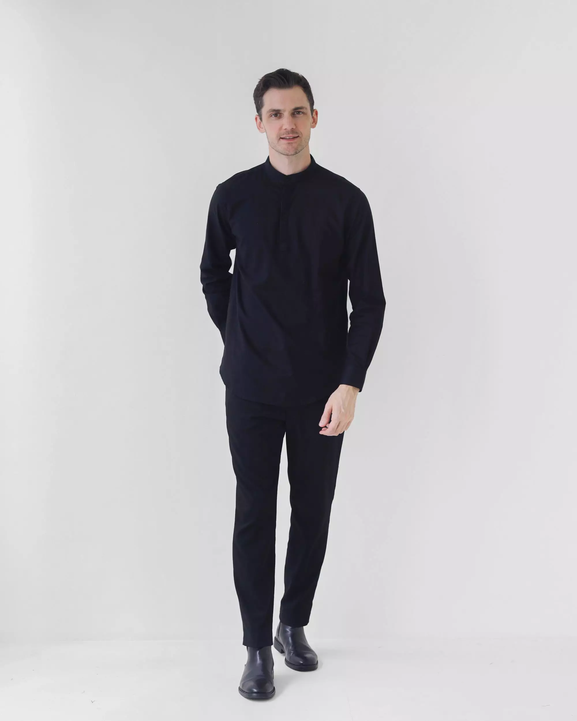 Cotton Well Oman Henley Shirt Black | Kemeja Koko Basic Lengan Panjang Hitam