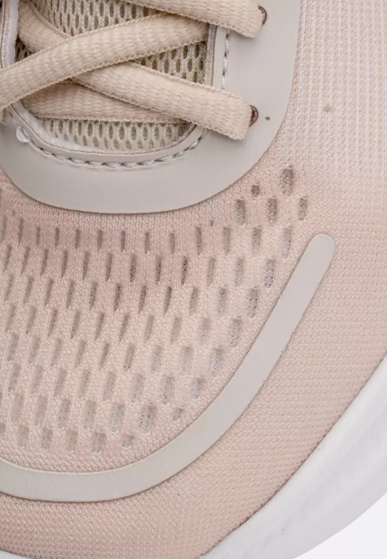 Vellure Women's Athleisure Shoes