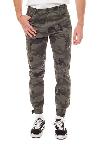 YoodsGoods Cargo Pants in Camouflage Pattern
