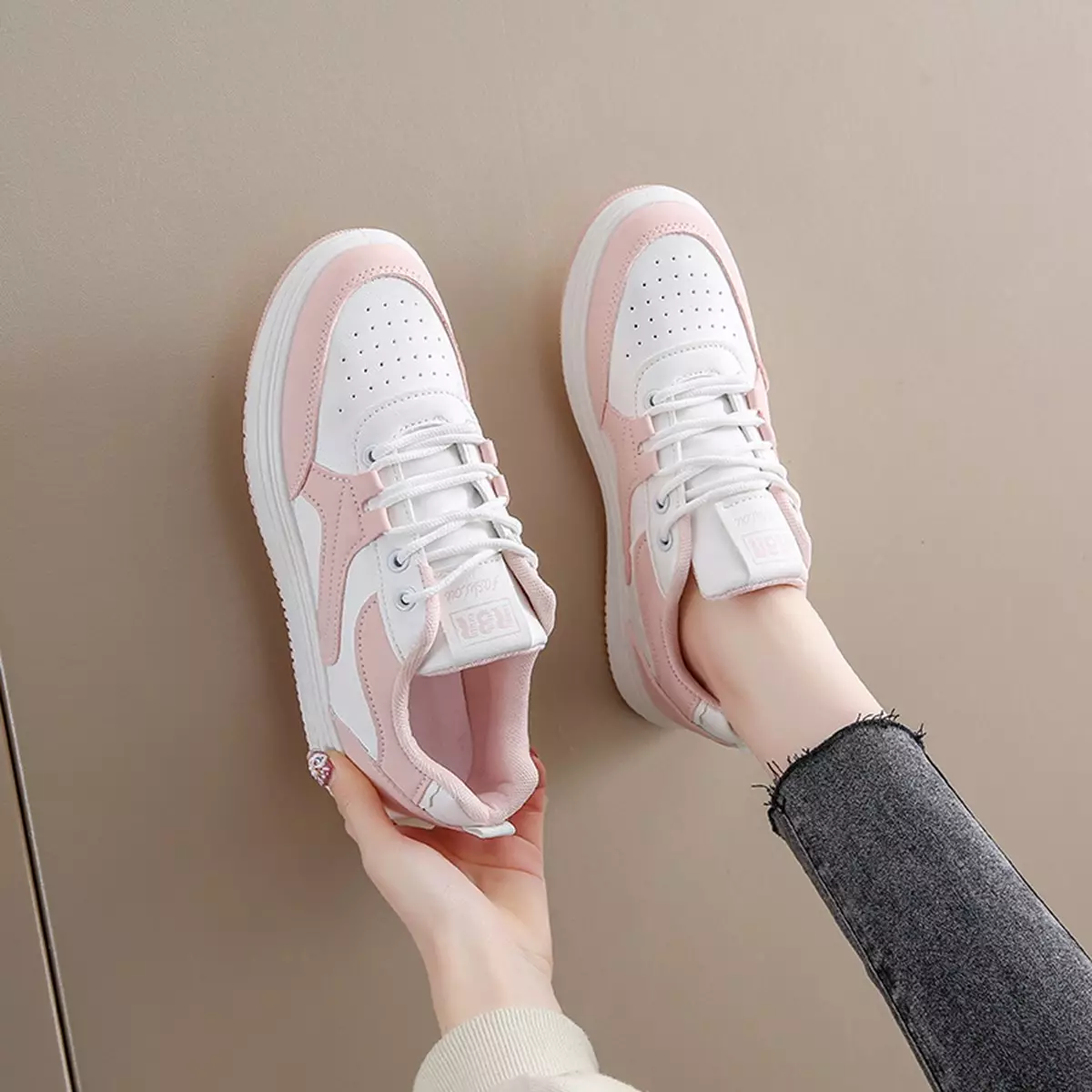 Snekaers Cewek Casual Ootd Kampus Pelajar Sepatu Wanita SS103