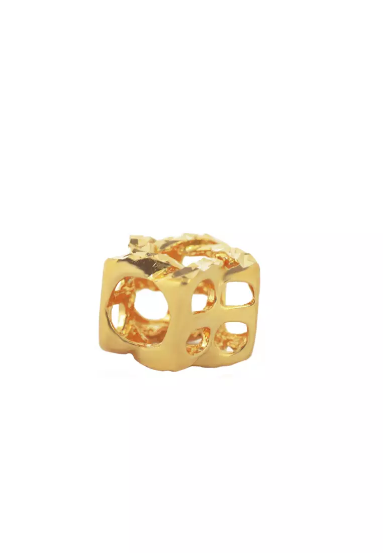 TOMEI TOMEI Golden Star Charm, Yellow Gold 916 2024 | Buy TOMEI Online ...