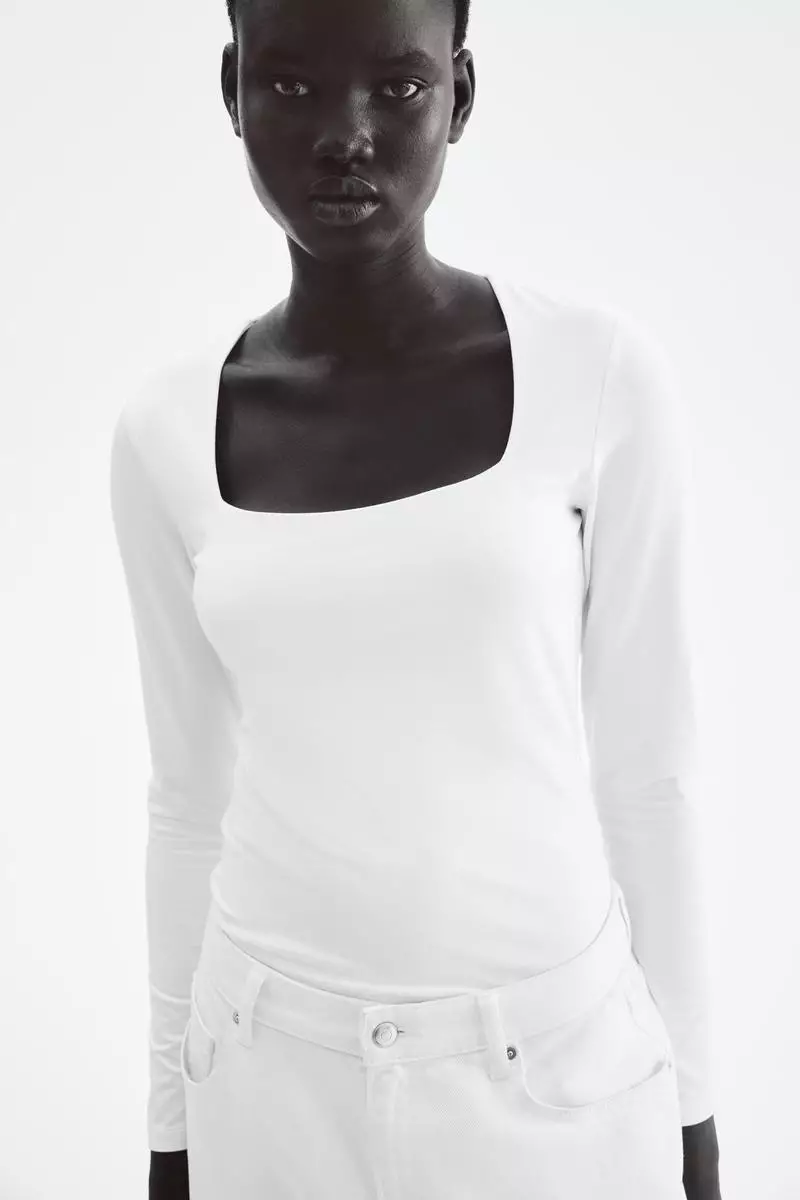 Long-sleeved jersey top