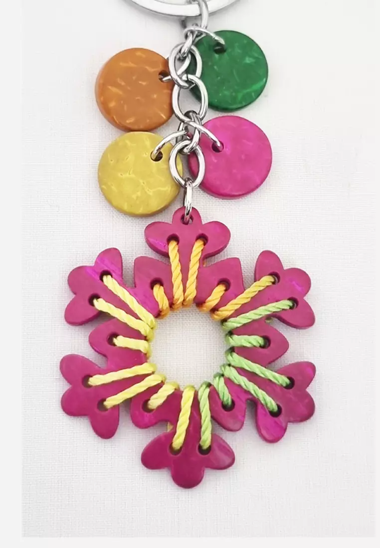 Women's Accessories Snow-flake Shaped Thread Work Wooden Beads Keychain Pink