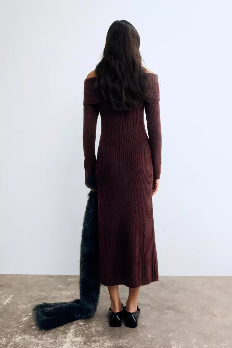 Rib-knit off-the-shoulder dress