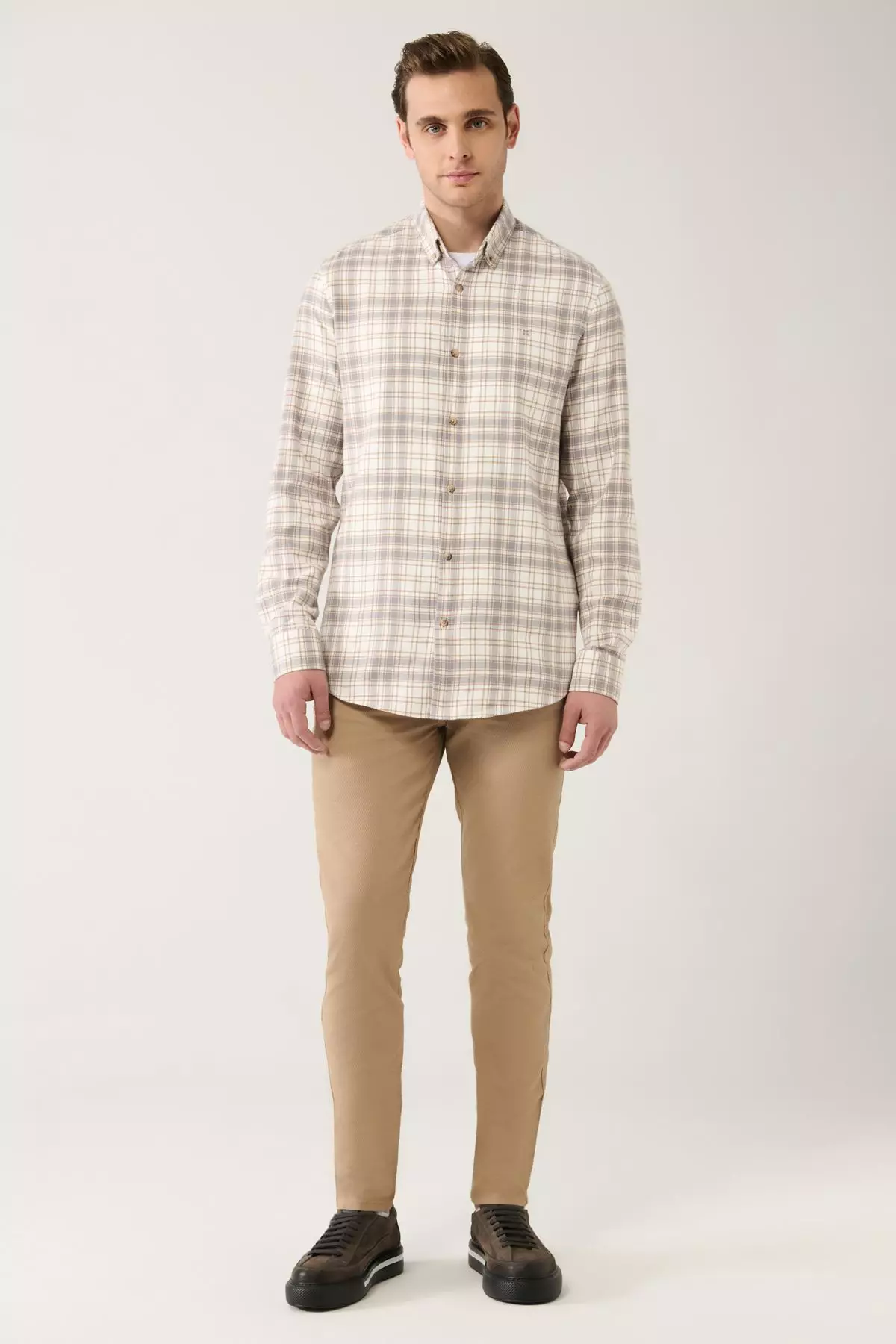 Men's Beige Button-Down Collar 100% Cotton Plaid Shirt A32Y2150