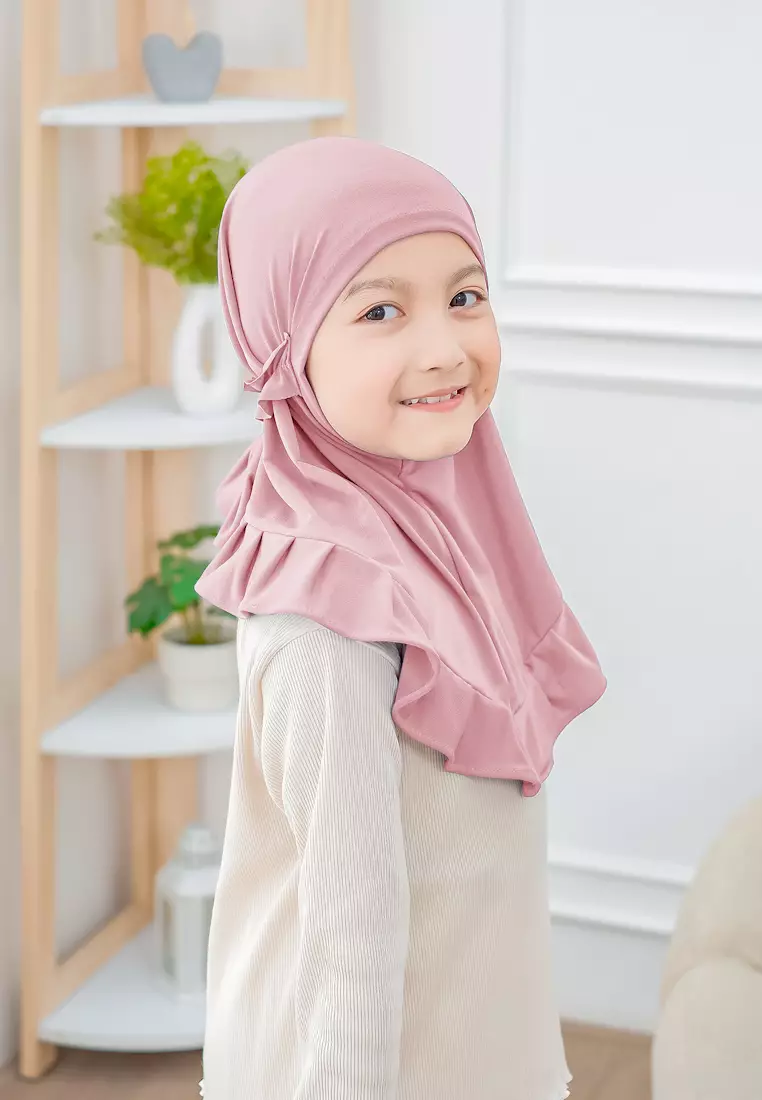 Cotton Bee - Ziva Ruffle Instan | Hijab Instan Anak | Kerudung Jilbab Bergo Tali Anak - Blooming Pink - L