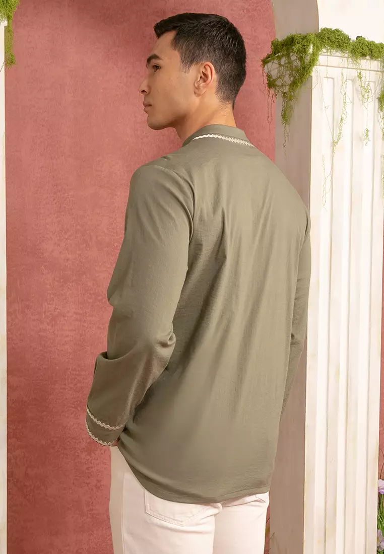 Men’s Collar Embroidered Shirt