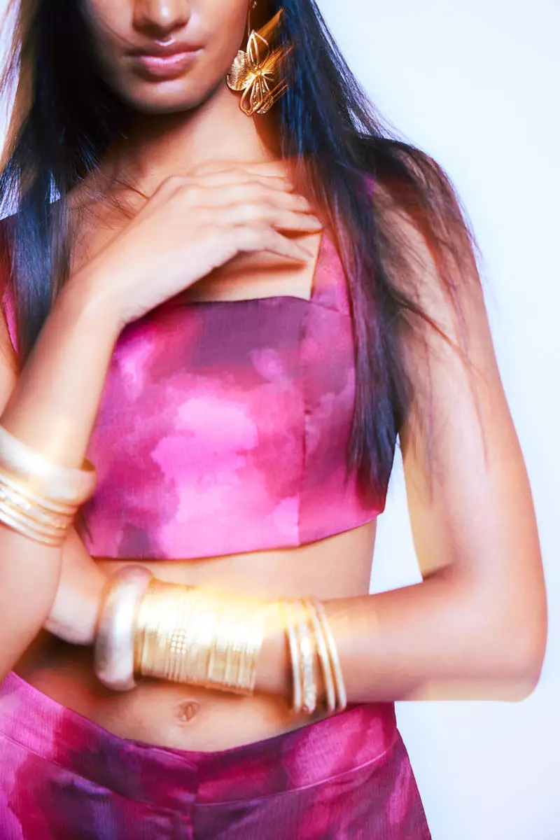 Square-neck crop top