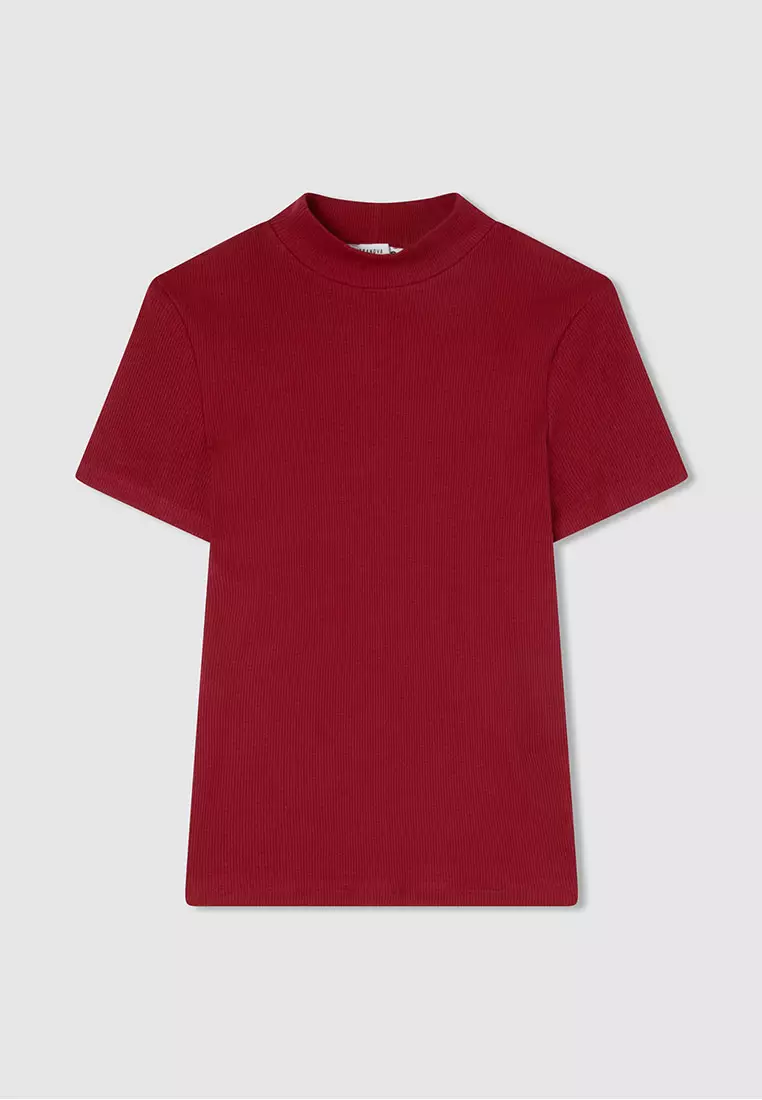 Woman Short-Sleeved T-Shirt