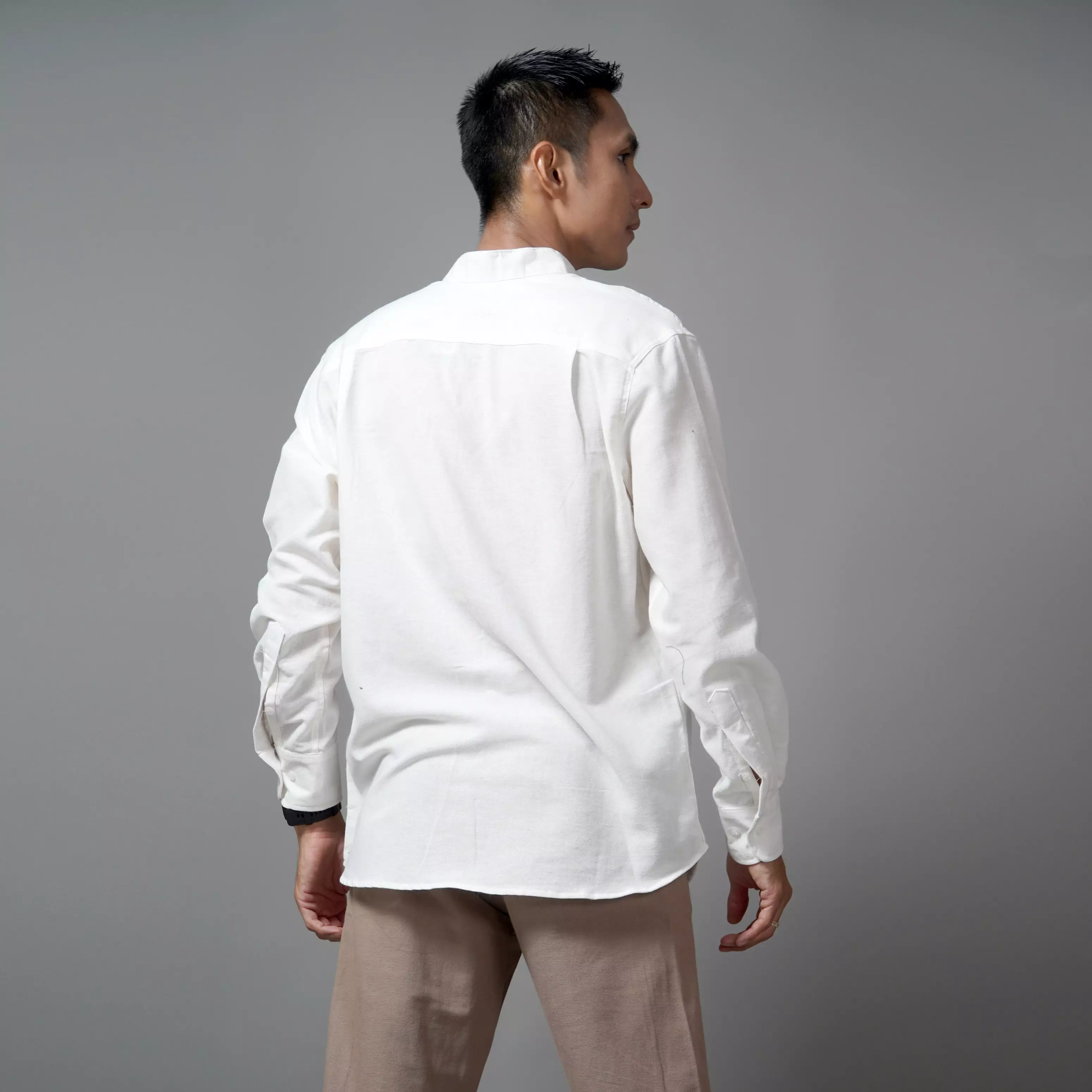  ASHRAF Kemeja Pria Casual Linen Baju Koko Kemeja Lengan Panjang - Brokenwhite