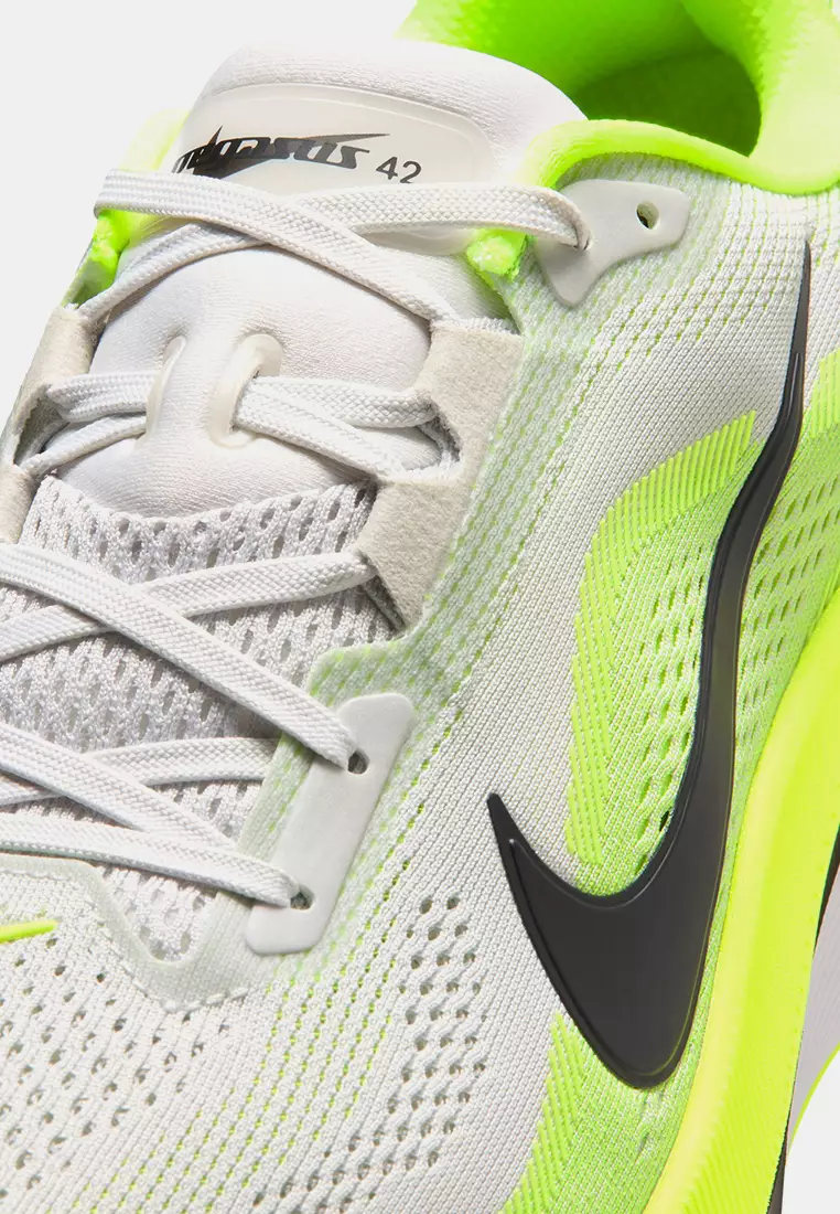 Pegasus 42 Road Running Shoes
