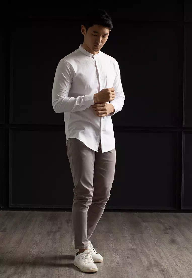 Kemeja collarless Slub koko putih OXCON white