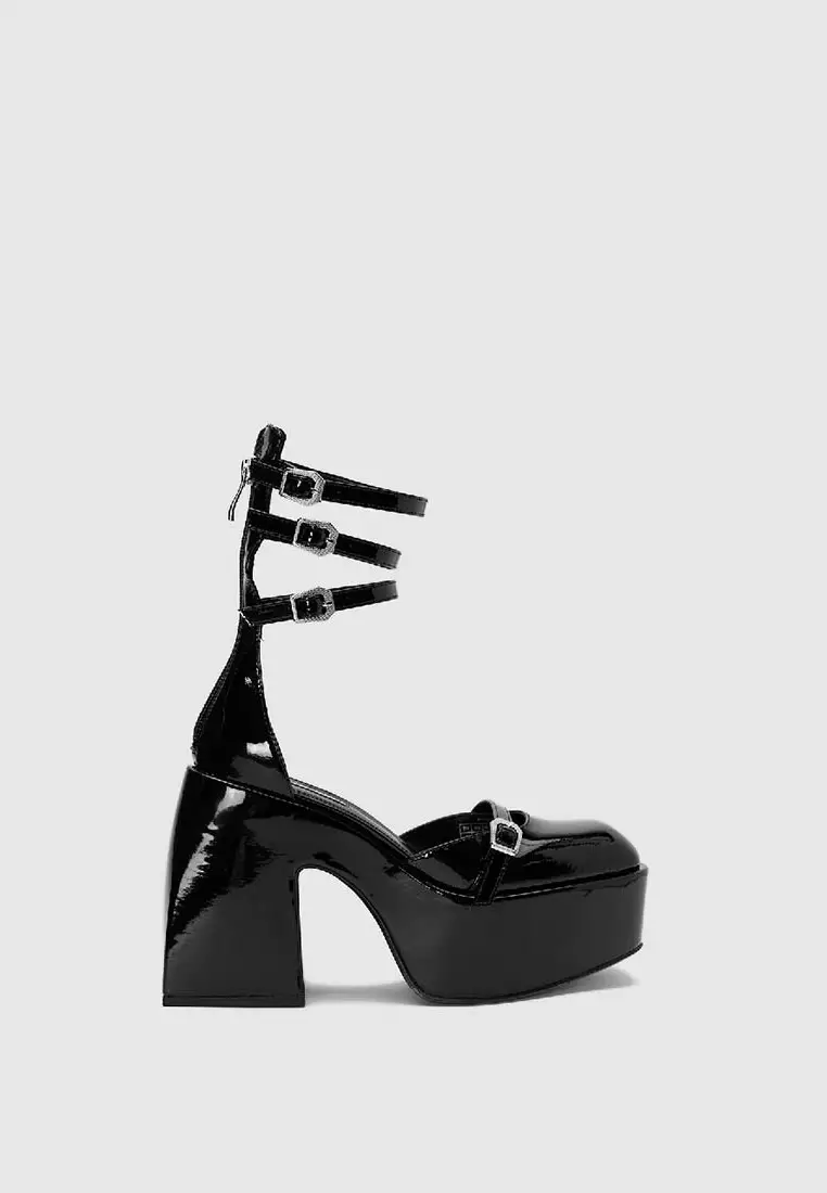 Discount on Urban Revivo  shoes - SKU: Platform Square Toe Slingbacks