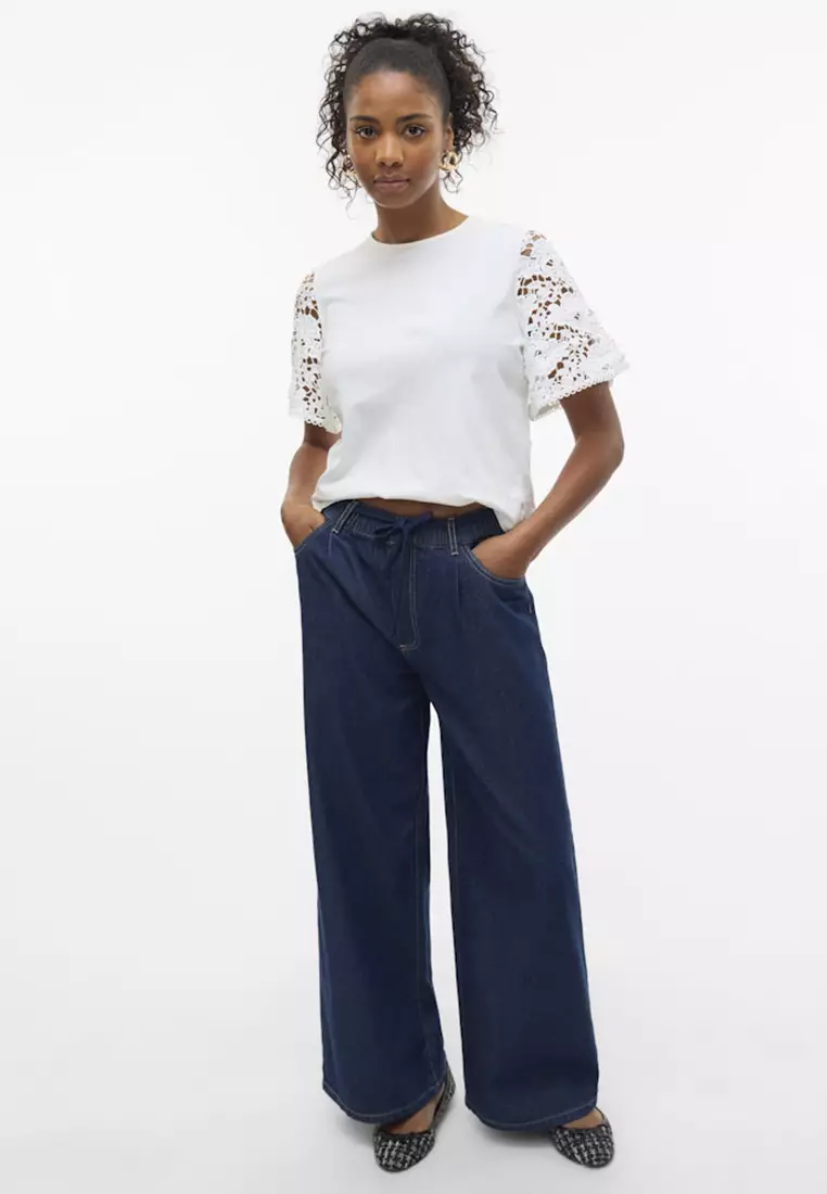 Mid Rise Wide String Jeans