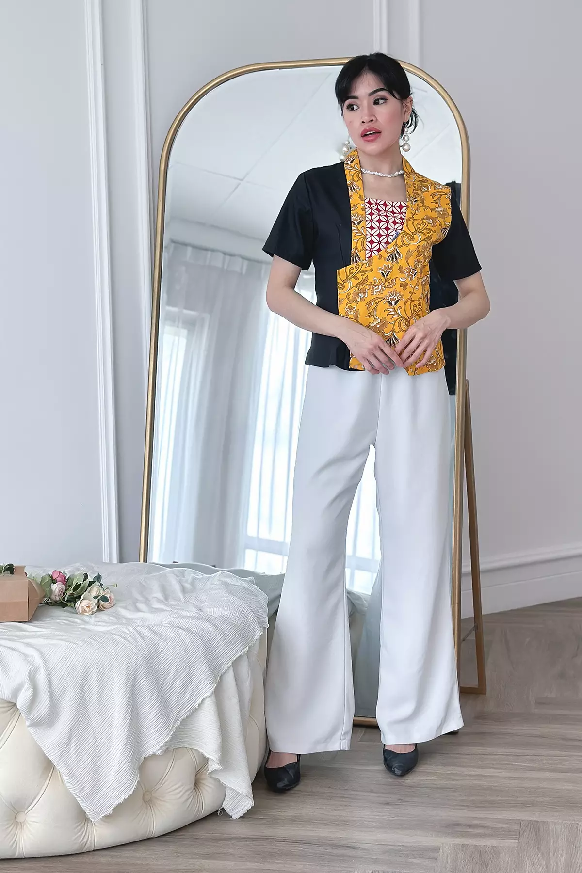 Andara Muda Kuning Blouse