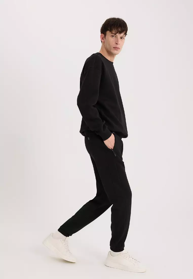 Black Sweatpants