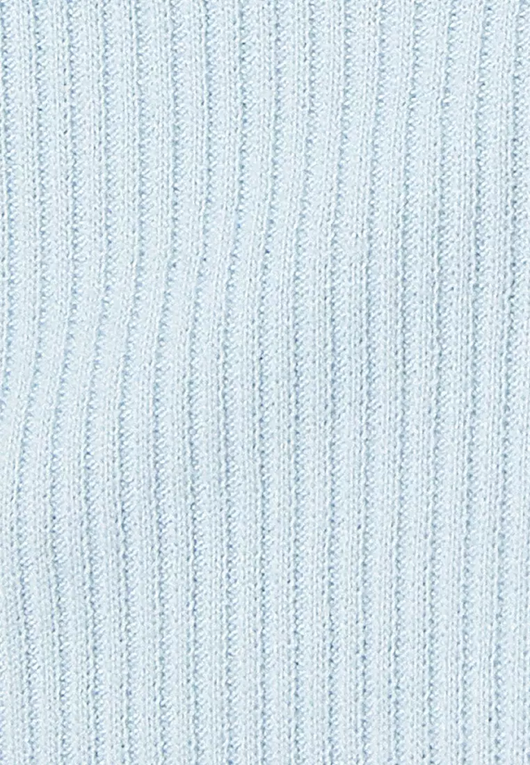 短版V領鈕扣T恤