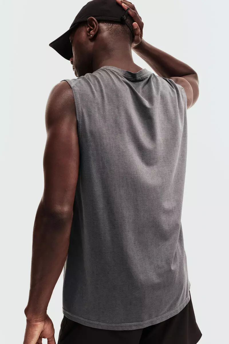 Regular Fit Sports vest top with DryMove™