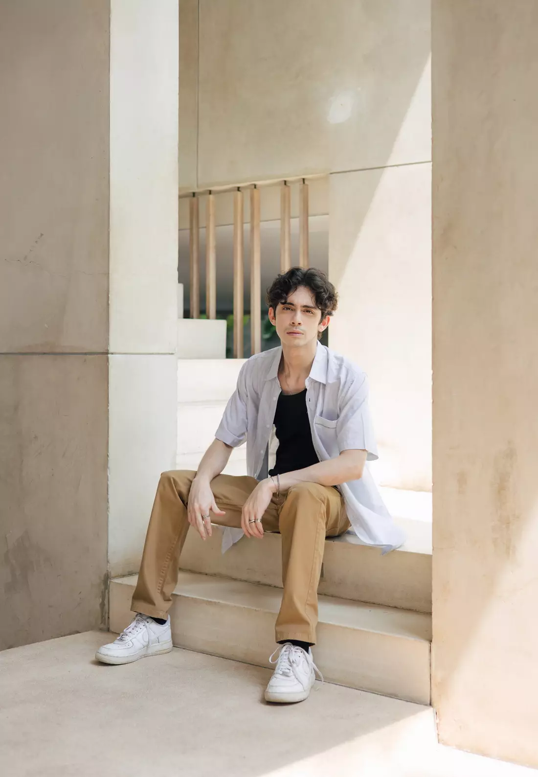 RBJ Kemeja Salur Printing Putih Regular Fit Pria