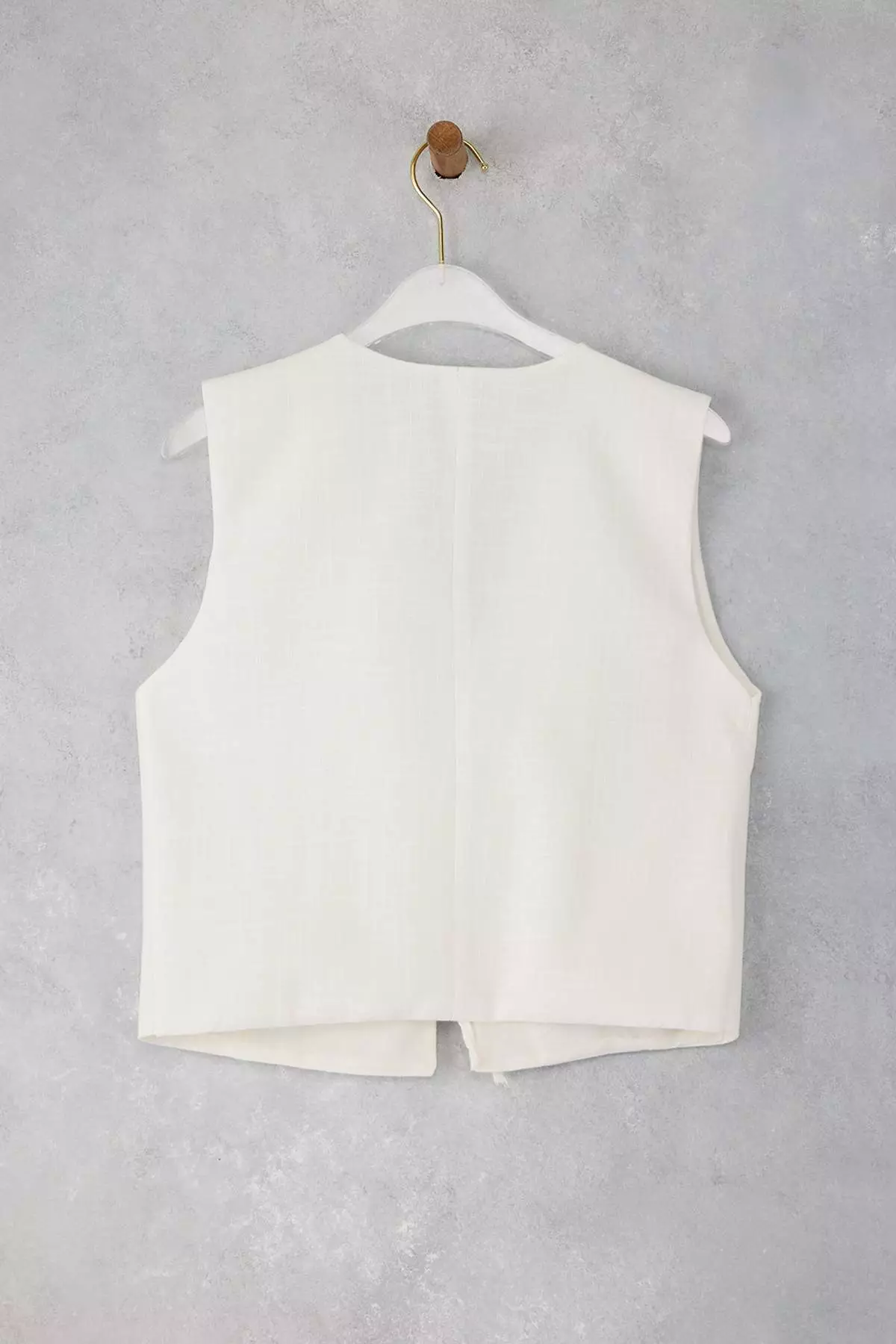 White Binding Detailed Linen Look Vest