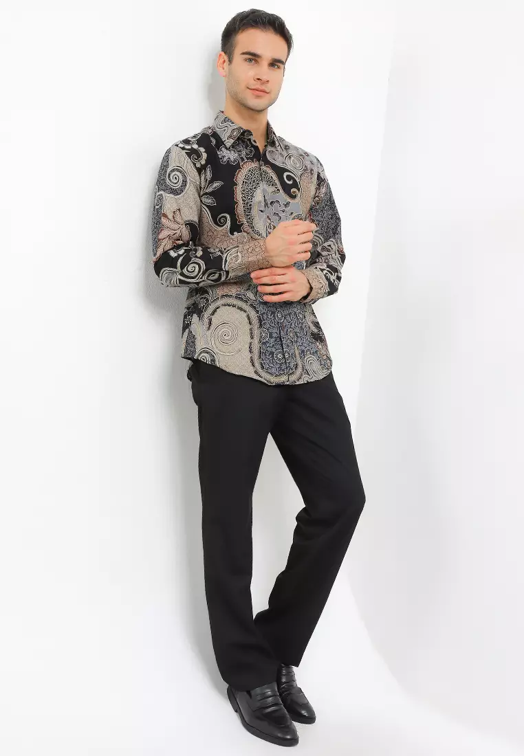 Kemeja Slimfit Pria Lengan Panjang Katun Batik Gilgani Black