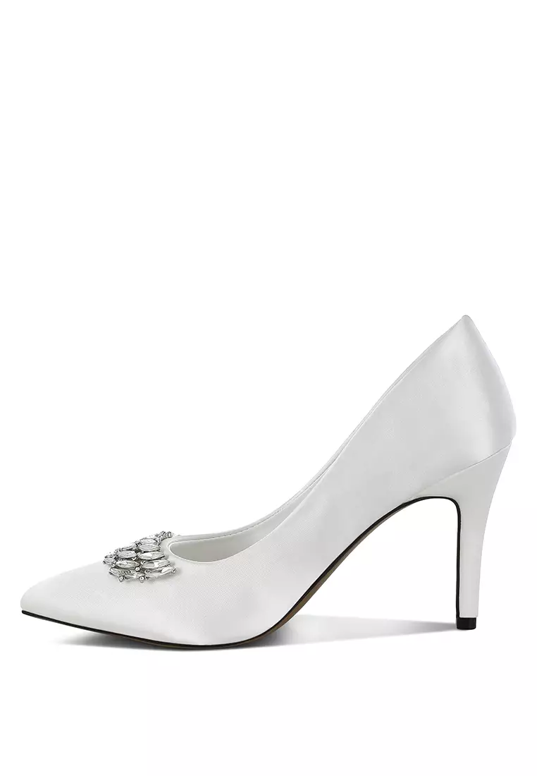 Diamante Brooch Detail Satin Pumps In White