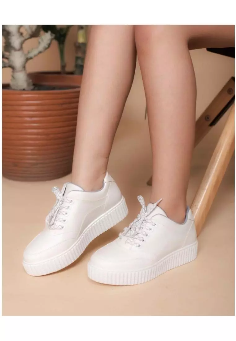 Medalion White Sneakers