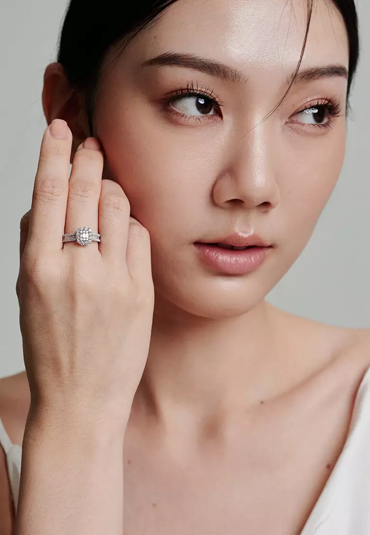 LAZO DIAMOND The Illusion Halo Baguette Diamond Ring in 9k White Gold