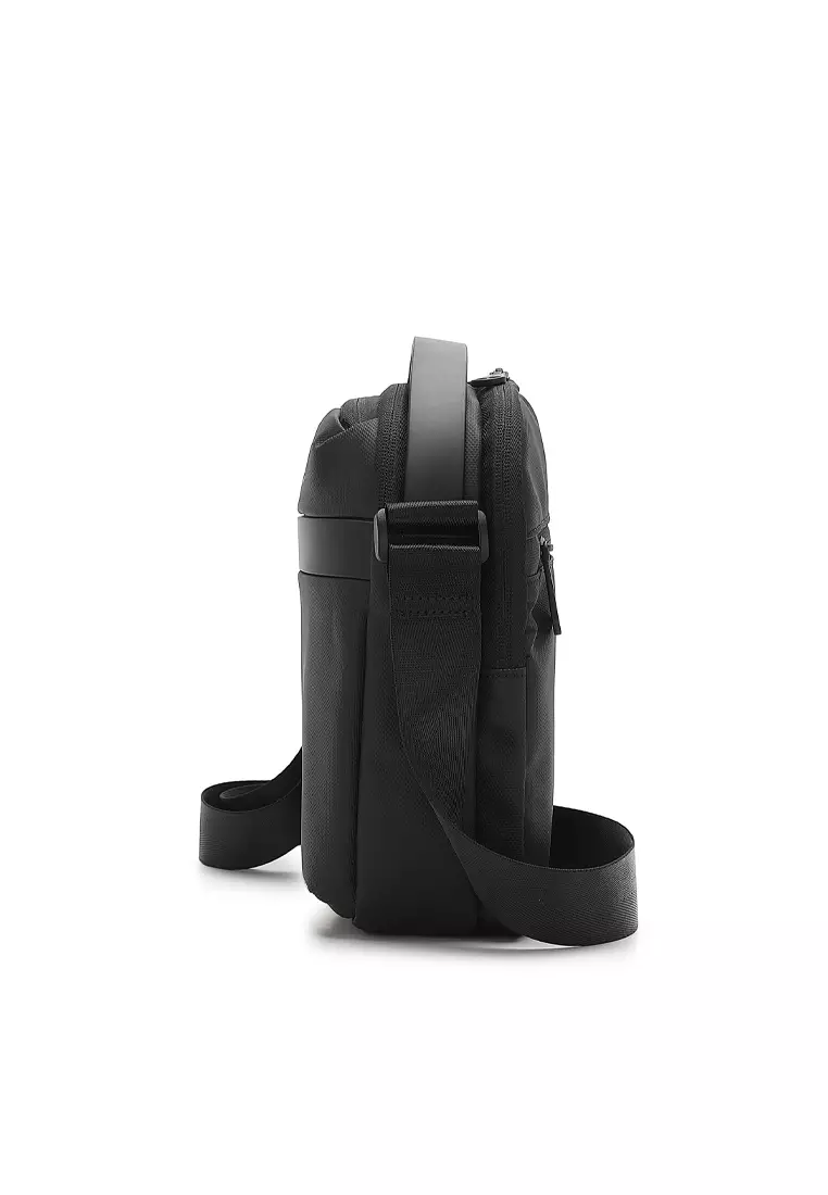 Men's Sling Bag / Crossbody Bag (Tas Selempang Pria) - Hitam