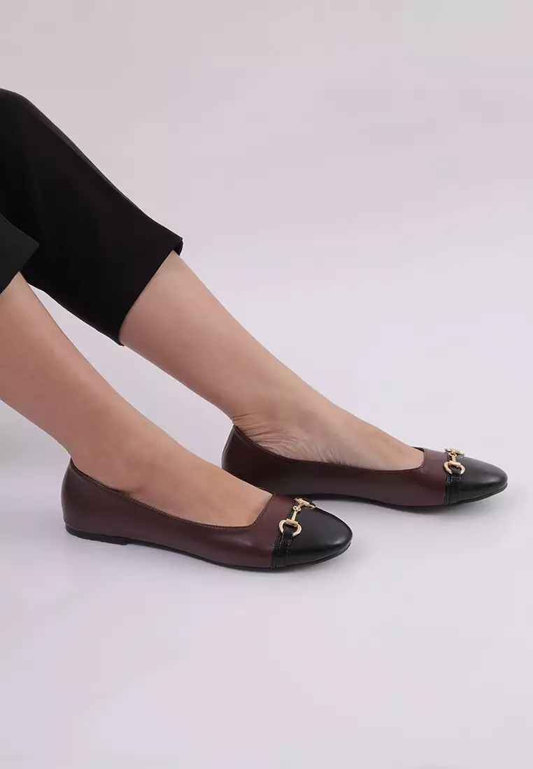 Sofia Cerlita Two Tone Flat Maroon