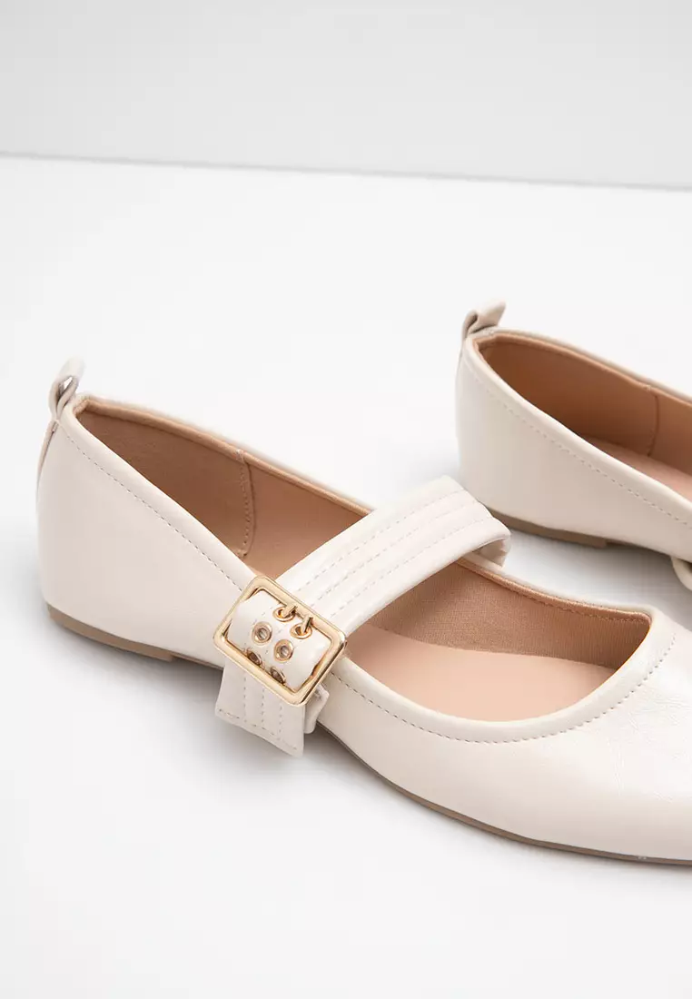 Sofia Malana Mary Jane Flat Beige