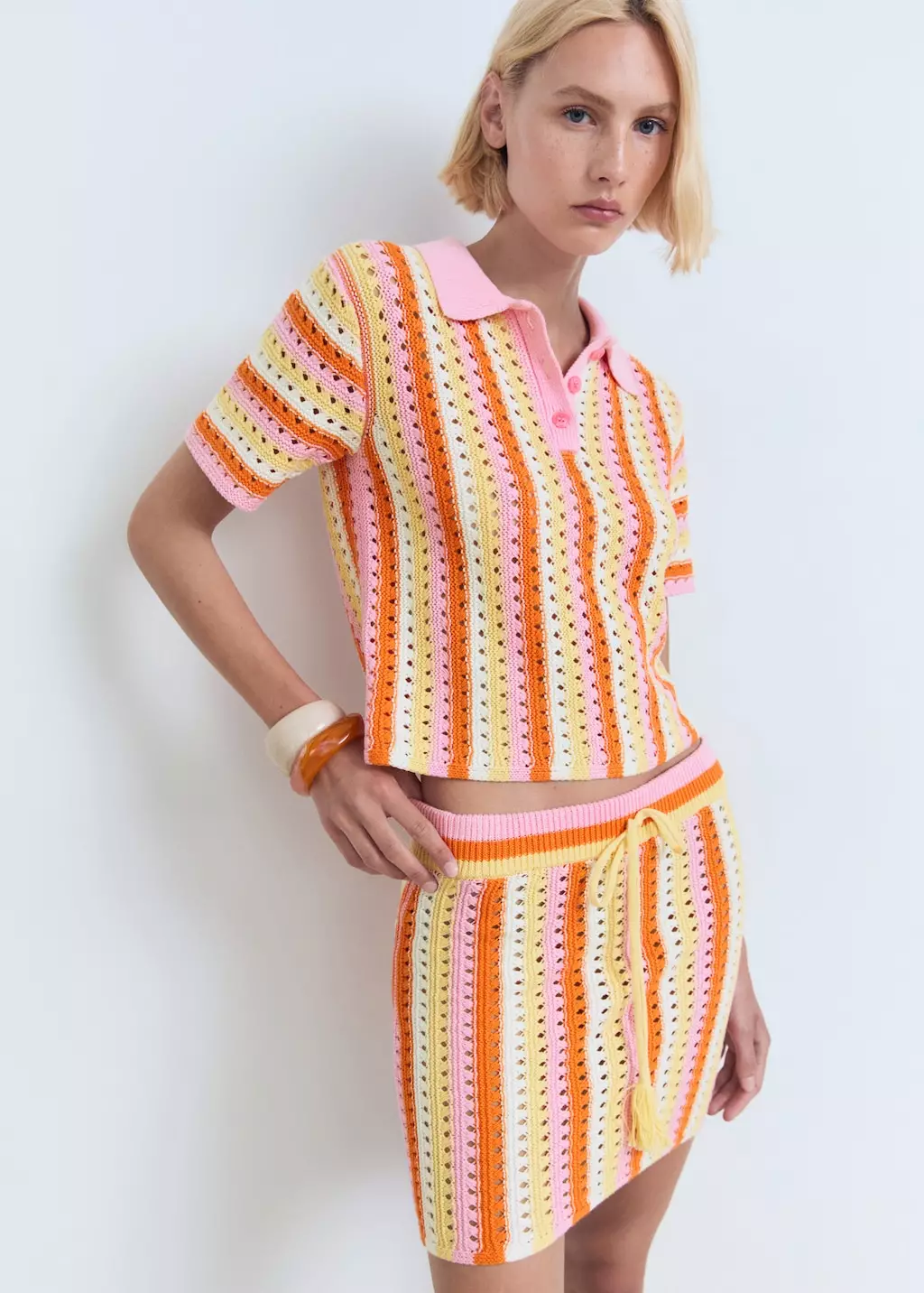 Rok crochet garis-garis dwi warna