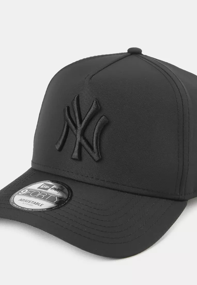 9Forty AF New York Yankees DWR Pro-Light