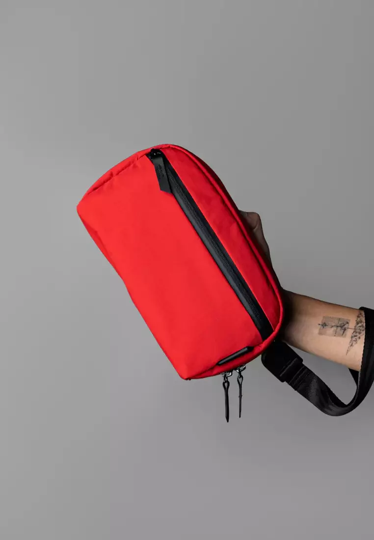 Alpaka Toiletry Bag - Red