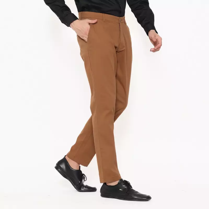 Lawell Celana Chinos Panjang Pria Slim Fit – Celana Kerja Formal Stretch Warna Coklat (Brown) | Nyaman & Stylish Dipakai Seharian