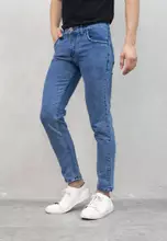 biru pudar