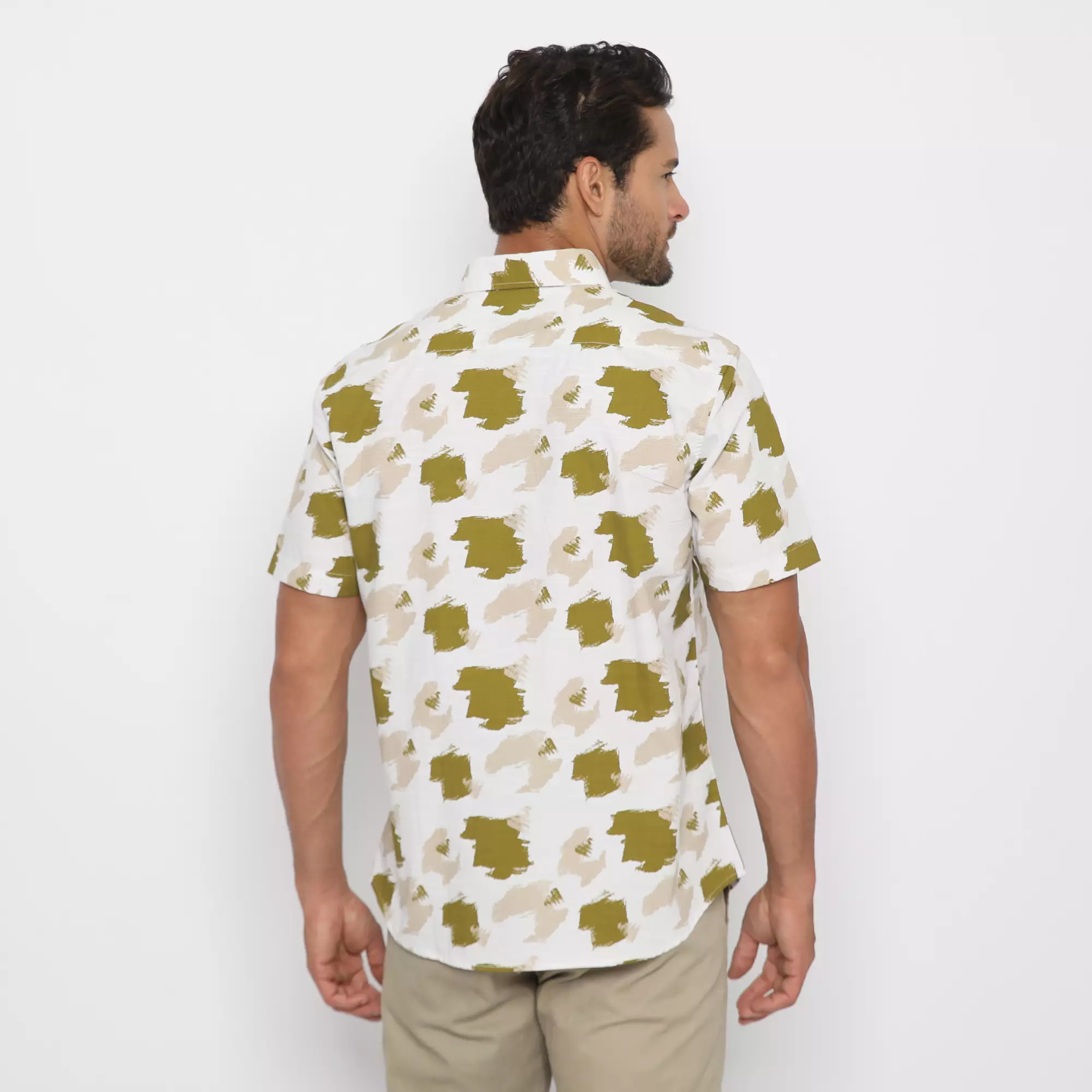 Platini Kemeja Motif Pria Lengan Pendek Katun Krem 73333