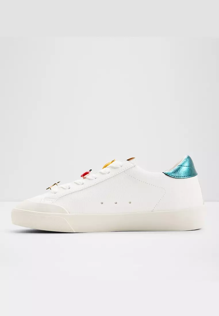 Spicy Low-Top Sneakers