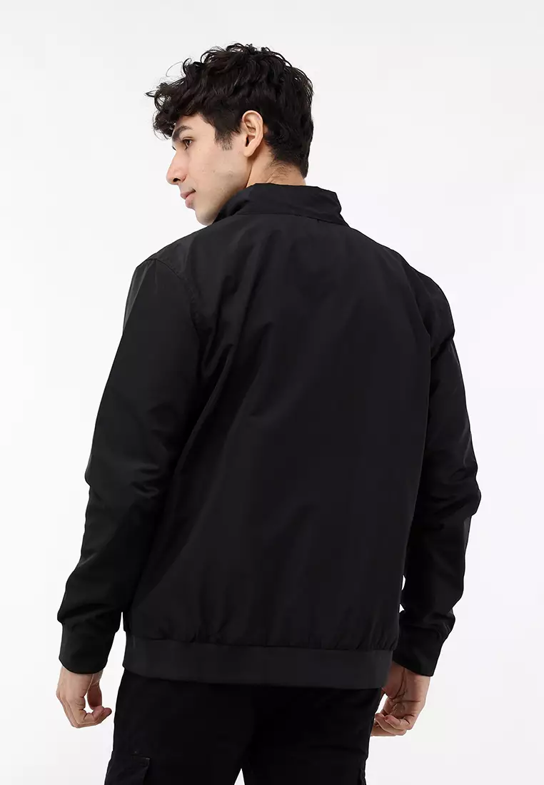 Black jacket top without hoodie