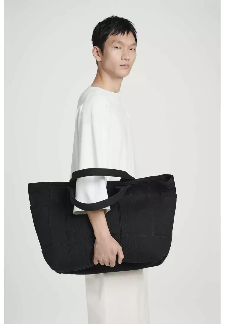 Buy COS OVERSIZED TOTE BAG CANVAS 2025 Online ZALORA Philippines