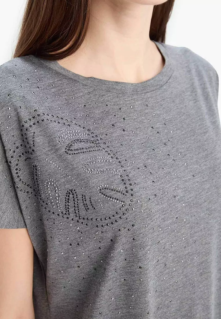 Basic T-Shirt