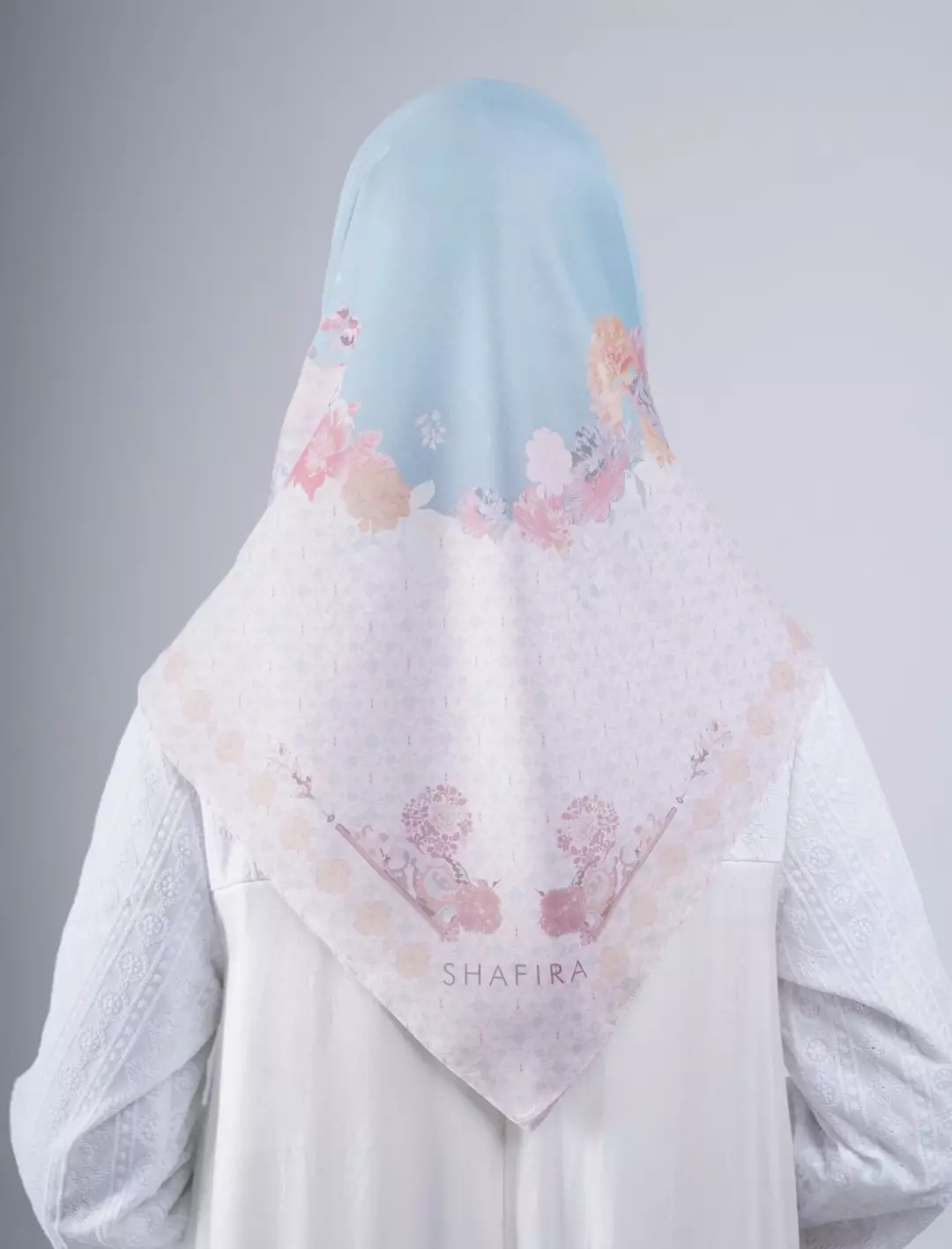 Harper Printed Scarf Capri Blue | Hijab Kerudung Segi Empat Motif