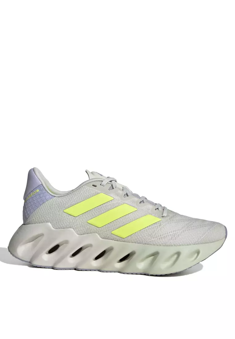 Sepatu Adidas Tenis Adidas Maverick Yeezy Jual ADIDAS Switch Fwd